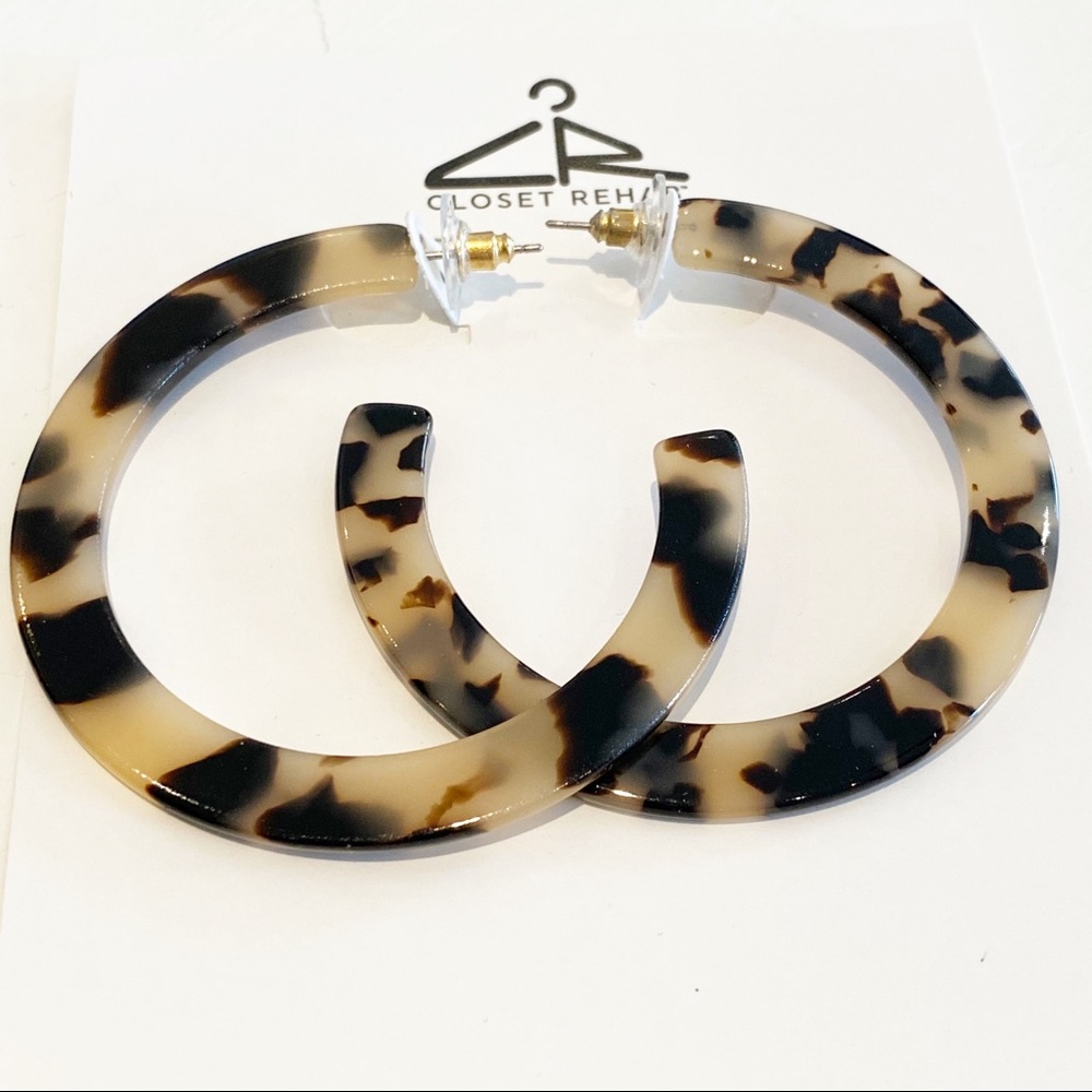 Oversized Hoops - Picture 5 of 7